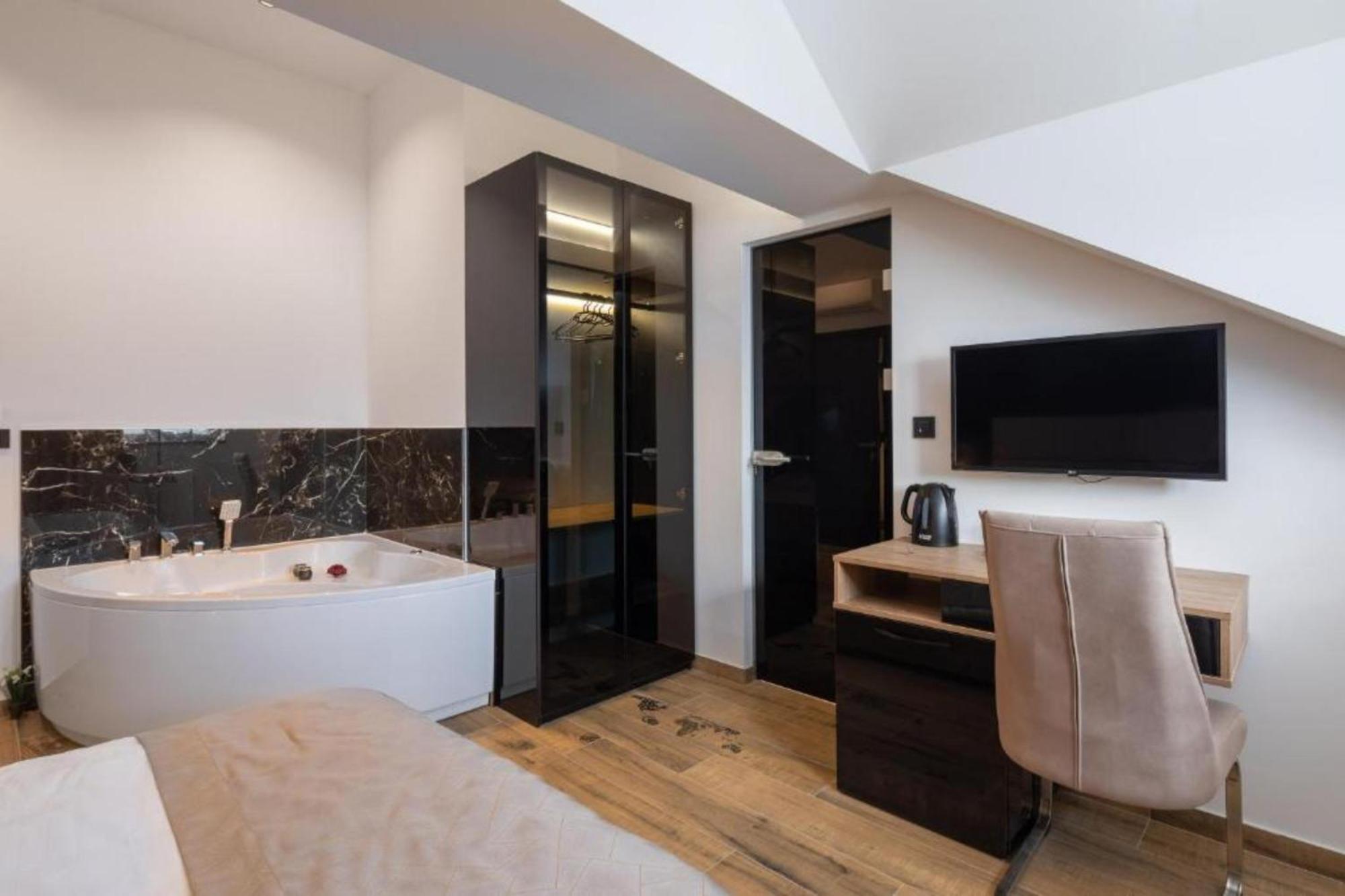 Top Rooms Split Buitenkant foto
